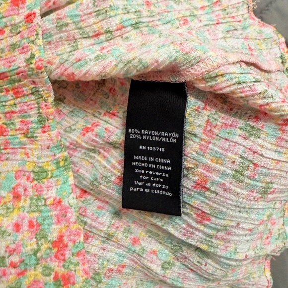 Zac & Rachael Women’s Pink Floral Rayon Boho Top. Size L - Picture 7 of 7